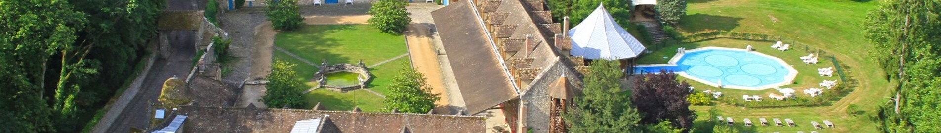 Аренда вертолета : Abbaye des Vaux de Cernay — Vallée de Chevreuse