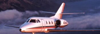 location de jet privé : LEARJET 31 sur le tarmac