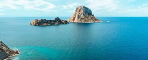 Барселона - Ибица: аренда частного самолета 