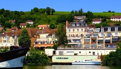 Арендуйте вертолет для полета в Кот-Сен-Жак в Жоиньи