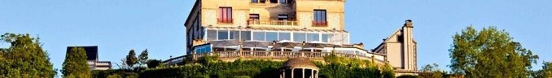 Арендуйте вертолет для экскурсии в Домен-де-ла-Корниш возле Живерни