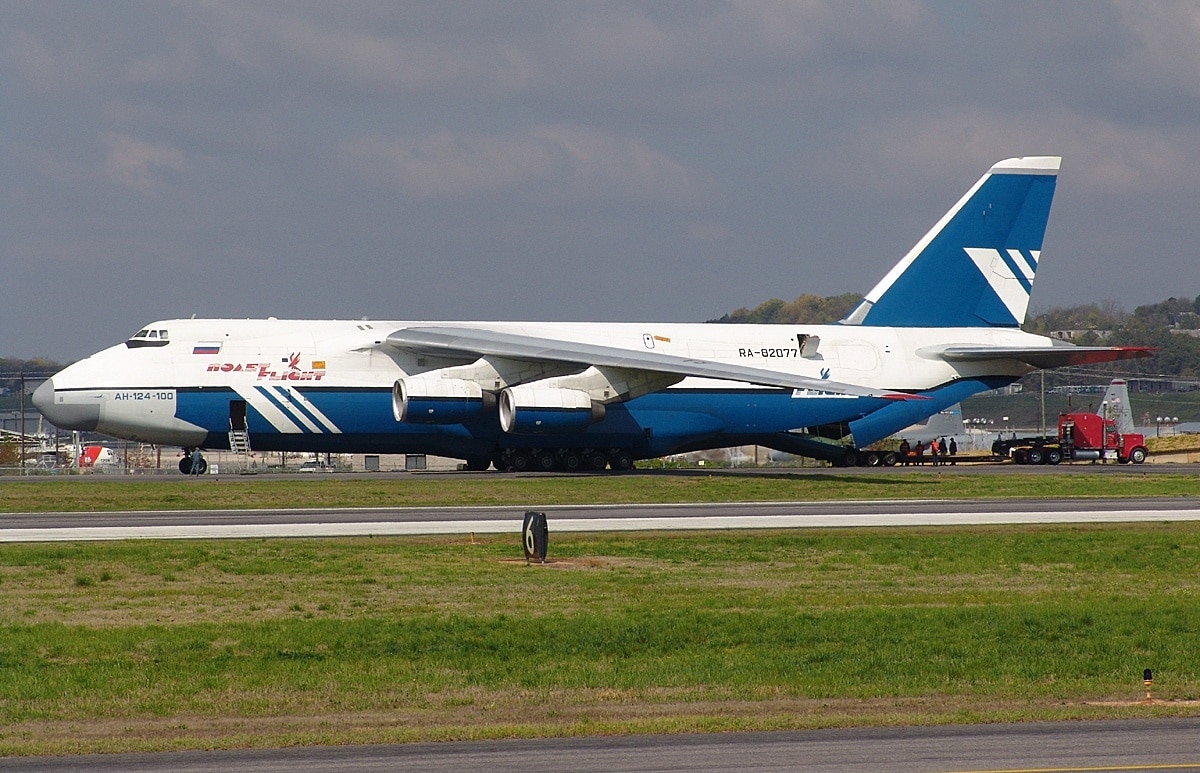 Louer un Antonov An-72 bimoteur