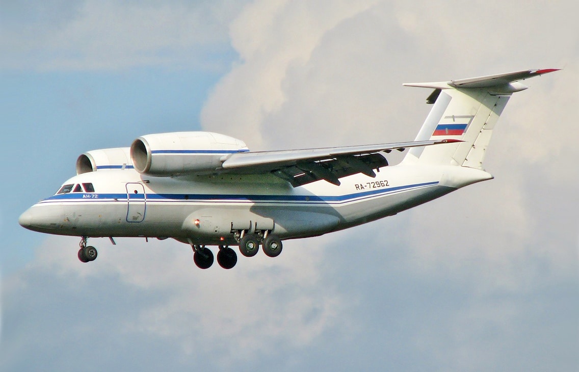 Louer un Antonov An-72 bimoteur