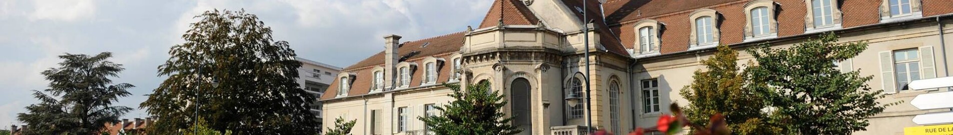 Аренда частного самолета на аэродроме Везул-Фротей