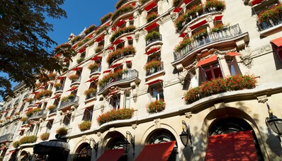 Роскошный отель в Париже: отдых мечты в Hôtel Plaza Athénée
